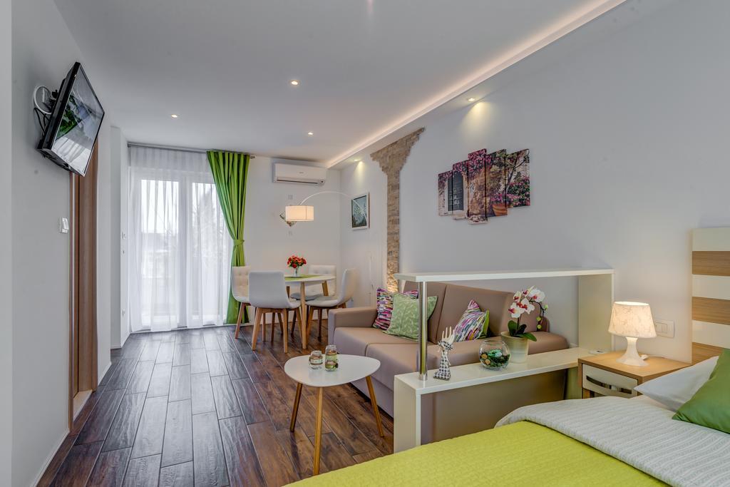 Room&Studio Apartment Just Enjoy Split Extérieur photo