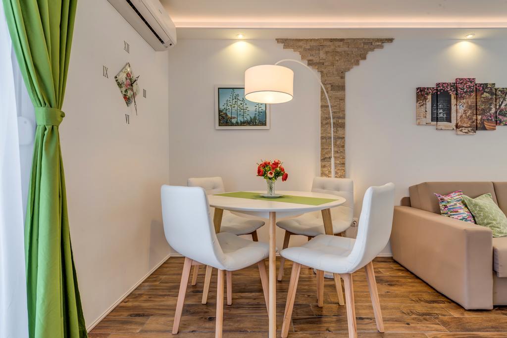 Room&Studio Apartment Just Enjoy Split Extérieur photo